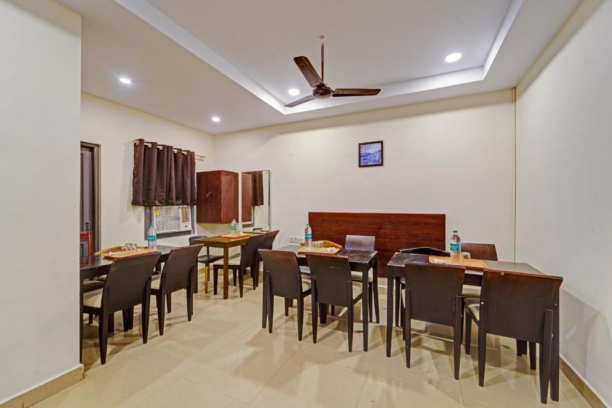 Super Townhouse G Silver Hotels Mount Road Chennai Ngoại thất bức ảnh