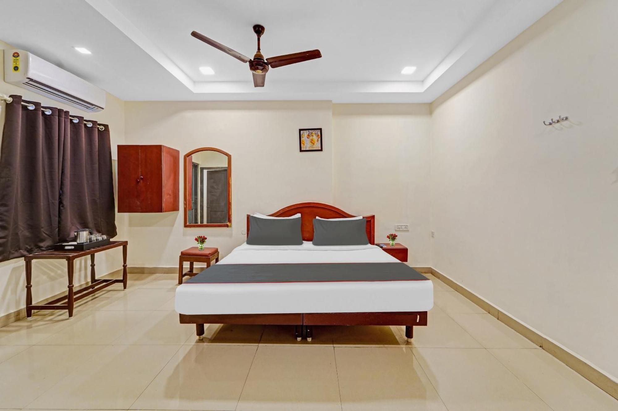 Super Townhouse G Silver Hotels Mount Road Chennai Ngoại thất bức ảnh