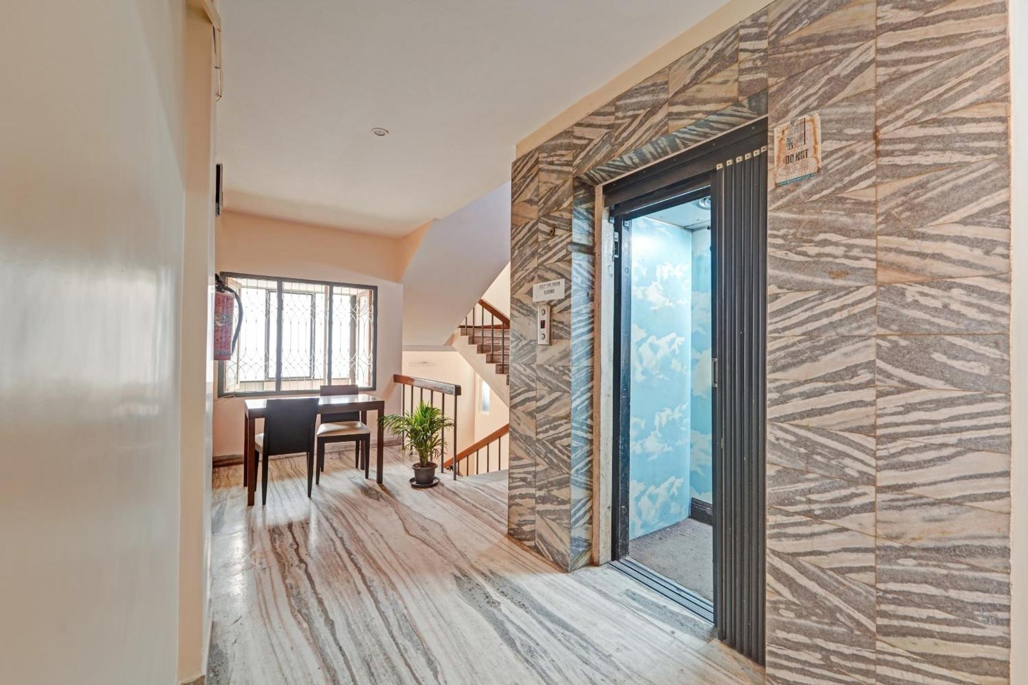Super Townhouse G Silver Hotels Mount Road Chennai Ngoại thất bức ảnh