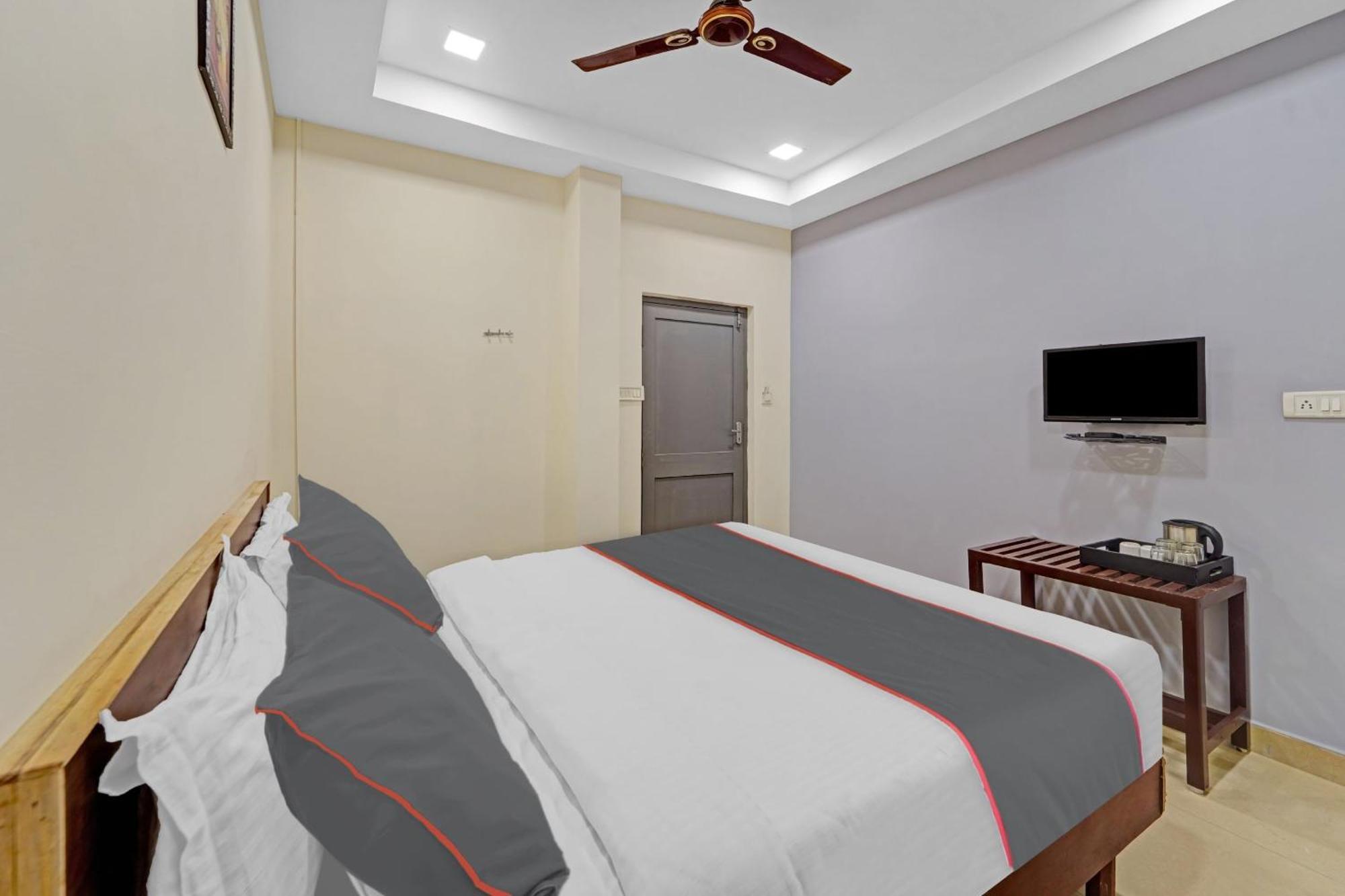 Super Townhouse G Silver Hotels Mount Road Chennai Ngoại thất bức ảnh