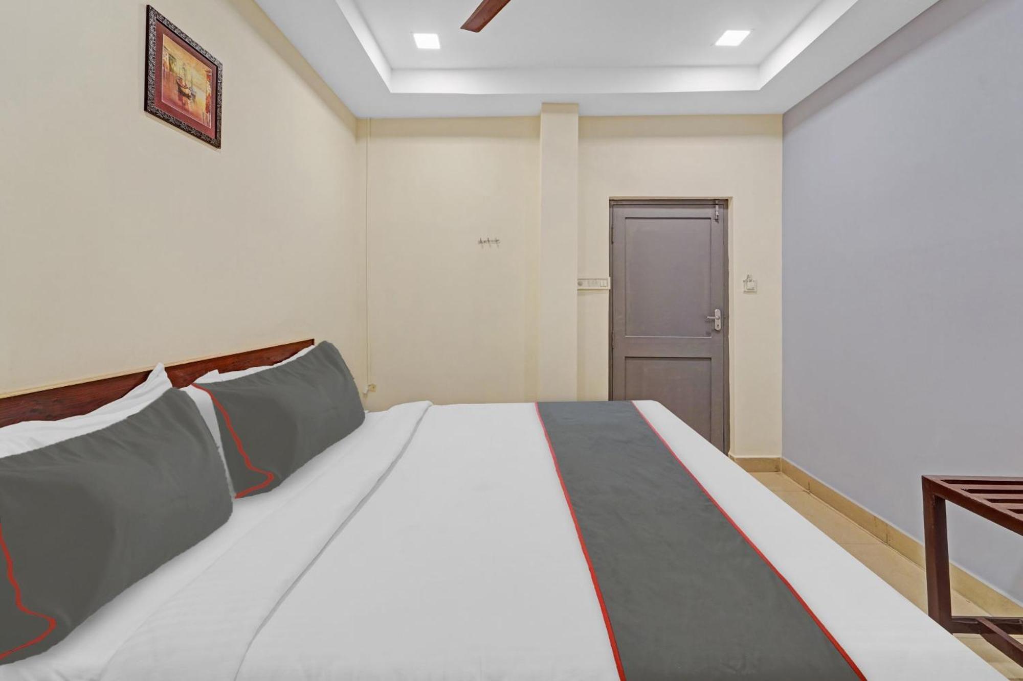 Super Townhouse G Silver Hotels Mount Road Chennai Ngoại thất bức ảnh